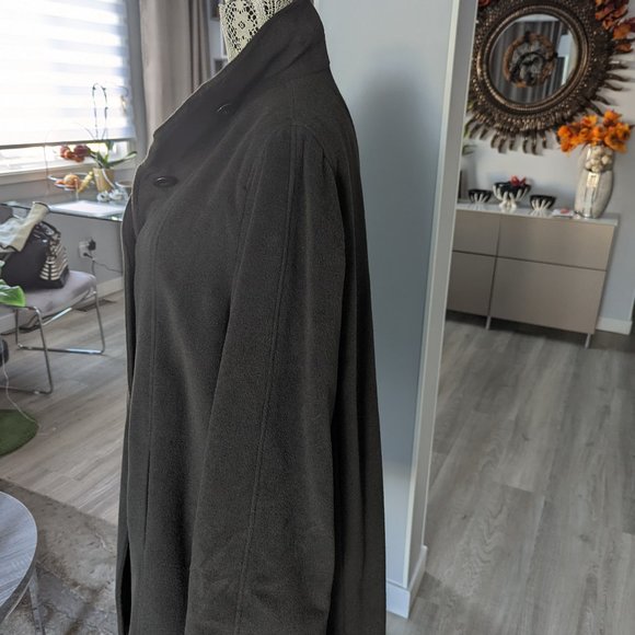 Armani Collezioni Black Coat - Picture 4 of 10